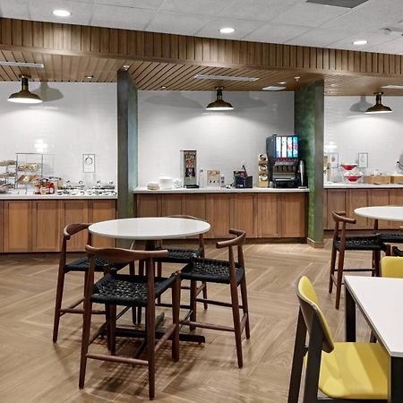 Fairfield By Marriott Port Clinton Waterfront Hotel ภายนอก รูปภาพ
