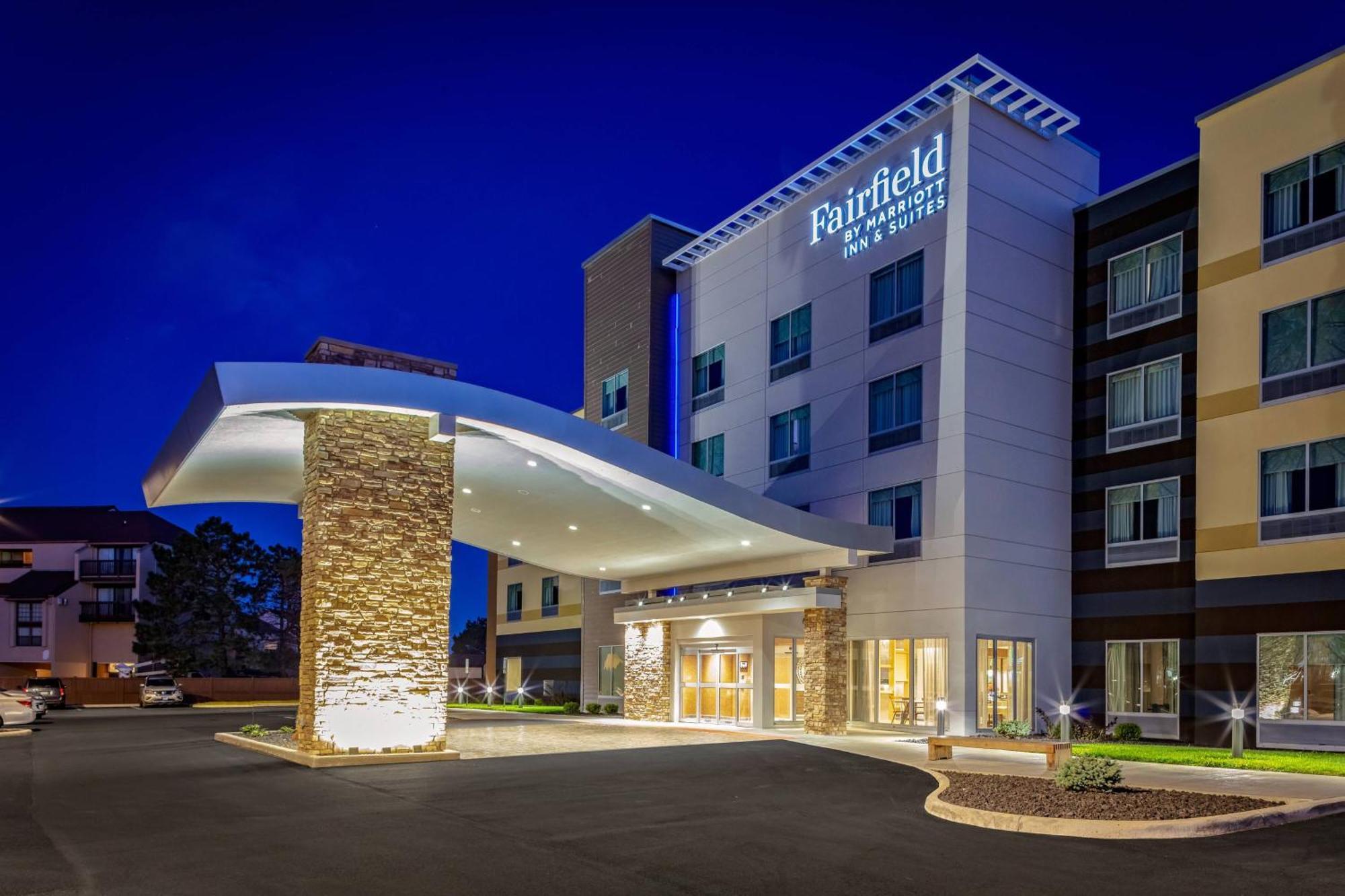 Fairfield By Marriott Port Clinton Waterfront Hotel ภายนอก รูปภาพ